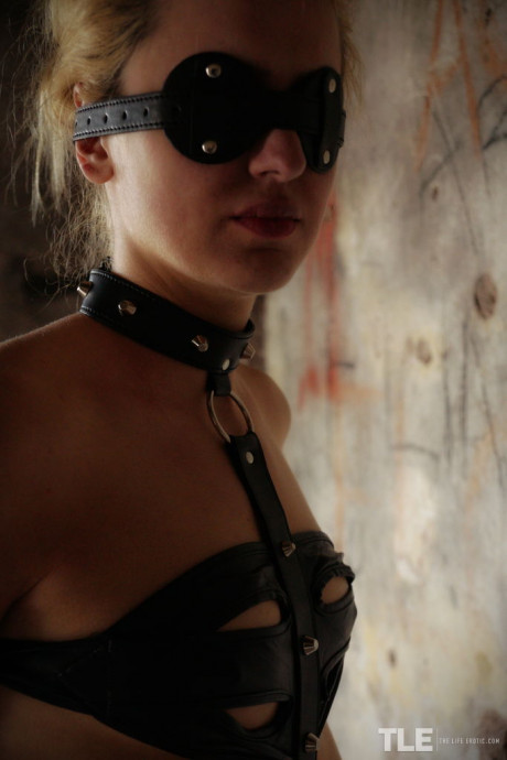 Teenie solo girl girlfriend broad Helen A works free of handcuffs and a blindfold
