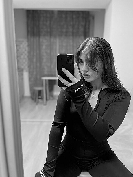 OnlyFans X Moonie X featuring X Moonie X XXX Photos - Image 6 of 20  in Model category   featuring X Moonie X 