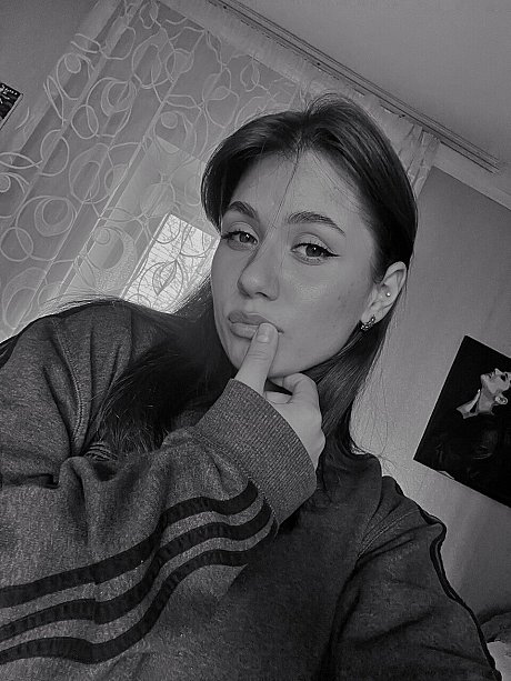 OnlyFans X Moonie X featuring X Moonie X XXX Photos - Image 18 of 20  in Model category   featuring X Moonie X 