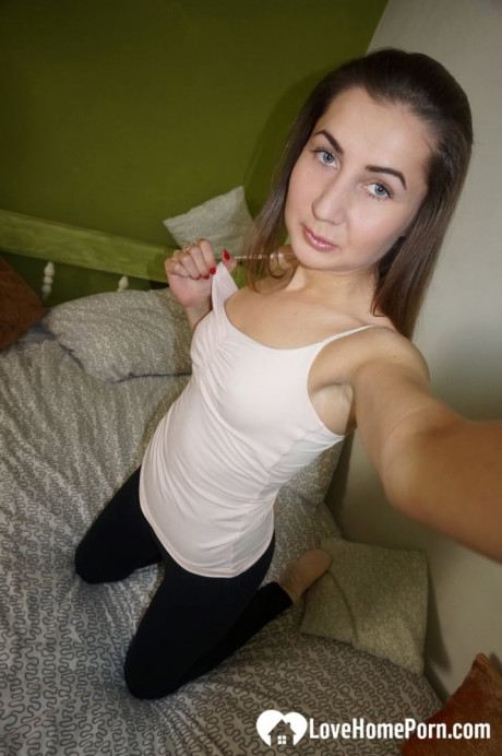 Stunning amateur teen shamelessly strips and poses to take fine selfies - #1155643