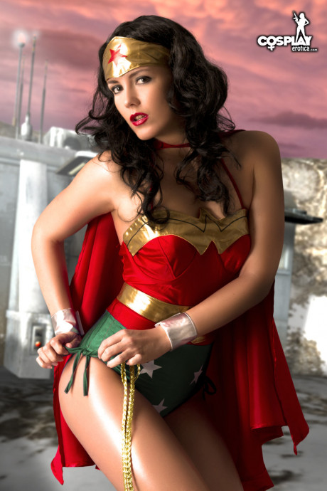 Gorgeous brunette peels off her Wonder girl outfit in a tempting manner - #1140170