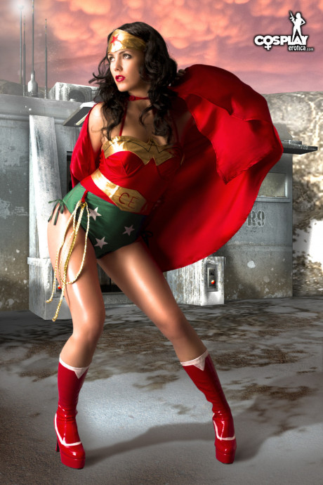 Gorgeous brunette peels off her Wonder girl outfit in a tempting manner - #1140171