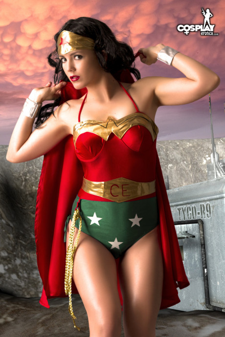 Gorgeous brunette peels off her Wonder girl outfit in a tempting manner - #1140176
