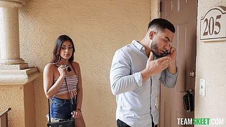 Breathtaking babysitter XxLayna Marie gets banged and facialed perfectly - Image 5 of 20  in Teen category   featuring Peter Green, Xxlayna Marie 