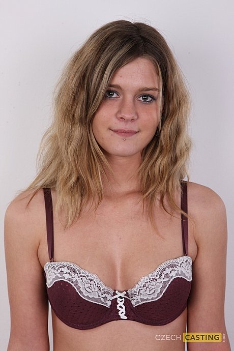 Amateur slut gf woman Klara takes a armchair on a stool after getting totally naked - Image 6 of 20  in Babe category   featuring Klara 