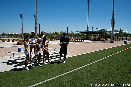 Big titted brunette Jayden Jaymes gets stiff shaft from a football player - Image 3 of 21  in Pussy category   featuring Jayden Jaymes 