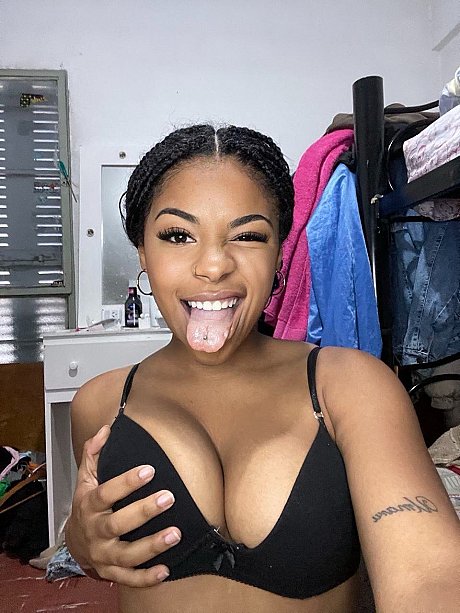 OnlyFans Paola Axo Porn Photos - Image 20 of 20  in Pussy category  