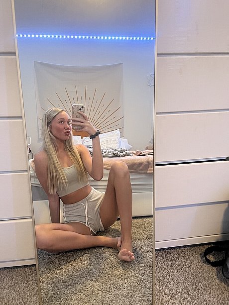 OnlyFans Kayla Pufff featuring Kayla Pufff Hot Porn Pics - Gallery #22705