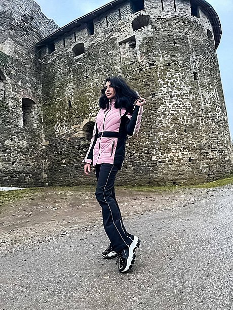 OnlyFans Caroline Deam Porn Pictures - Image 7 of 20  in Model category  