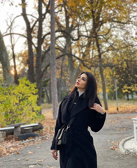 OnlyFans Caroline Deam Porn Pictures - Image 13 of 20  in Model category  