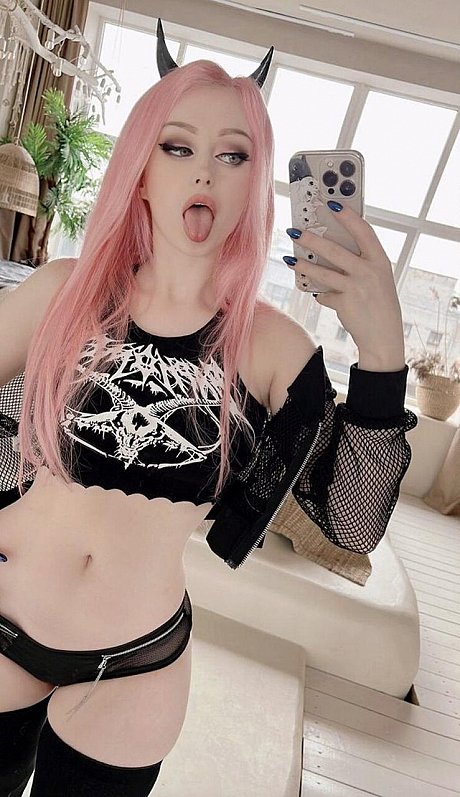 OnlyFans VIP chick girl Melamor 1 featuring VIP skank broad Melamor 1 XXX Pics - Image 8 of 15  in Model category   featuring VIP Lady Melamor 1 