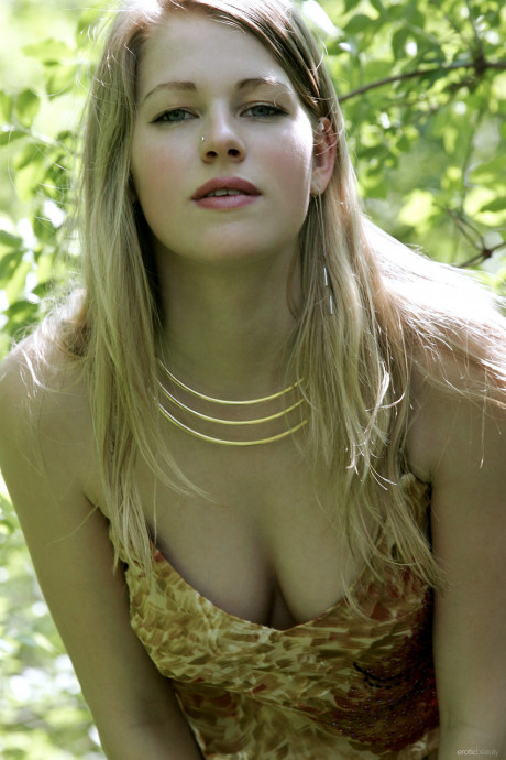 Erotic hottie Selphine A - #1236303