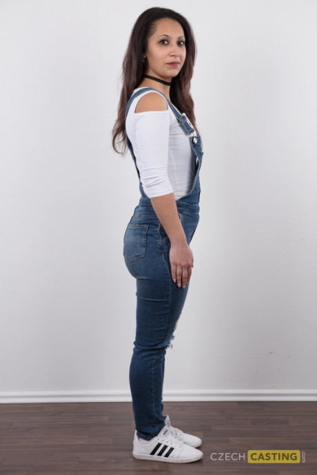 First timer Lenka stands undressed in a ebony choker after removing denim overalls - #792337