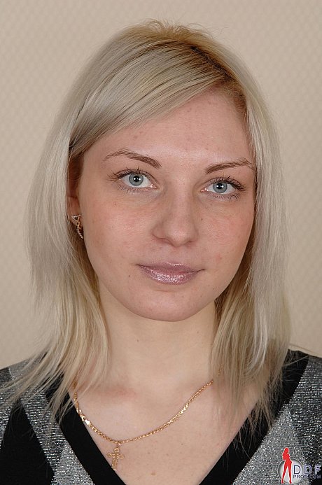 1 By Day featuring Alisa Hot Porn - Image 1 of 21  in Babe category   featuring Alisa 