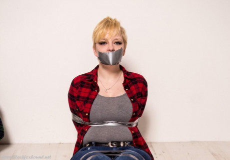 Ebony Fox Bound Double movie Captives - #416405