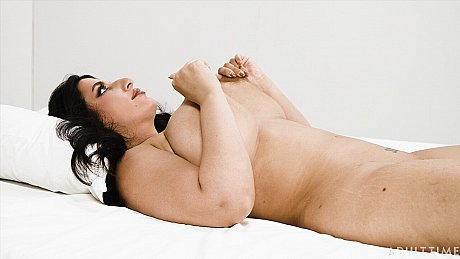 Adult Time featuring Sarah Arabic Porn Pics - Image 2 of 21  in Dildo category   featuring Sarah Arabic 