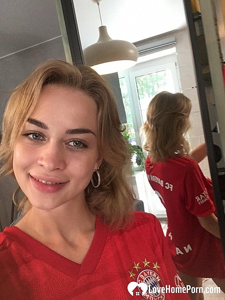 Pretty attractive amateur teenie lifts her red shirt up and shows her large natural titties - Image 15 of 16  in Amateur category   featuring Loren Strawberry 