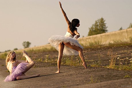 Met Art performed by Multiple Model Set Hot Photos - Image 3 of 21  in Lesbian category   featuring Multiple Model Set 