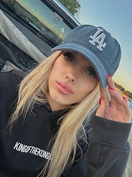 OnlyFans Silje Jensen featuring Silje Jensen Porn Photos - Image 17 of 21  in Model category   featuring Silje Jensen 