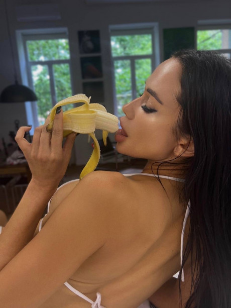Hot OnlyFans cam model Gymnast Alina shows off her humongous titties and butt