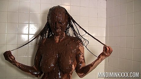 Tall MILF with humongous melons Mindi Mink masturbates while taking a slutty shower - Image 5 of 21  in MILF category   featuring Mindi Mink 