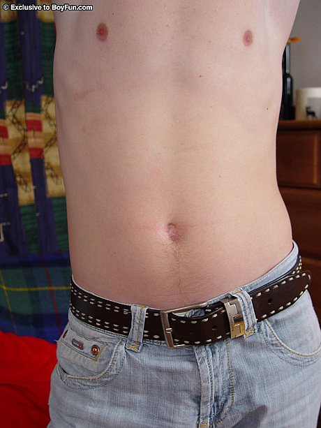 Man man Fun starring Phil 2 XXX Porn Pics - Image 6 of 21  in Gay category  