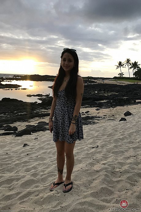 Teenie Mi Ha Doan flashes her boobies and exposes her silky cunt on the beach - Gallery #15240