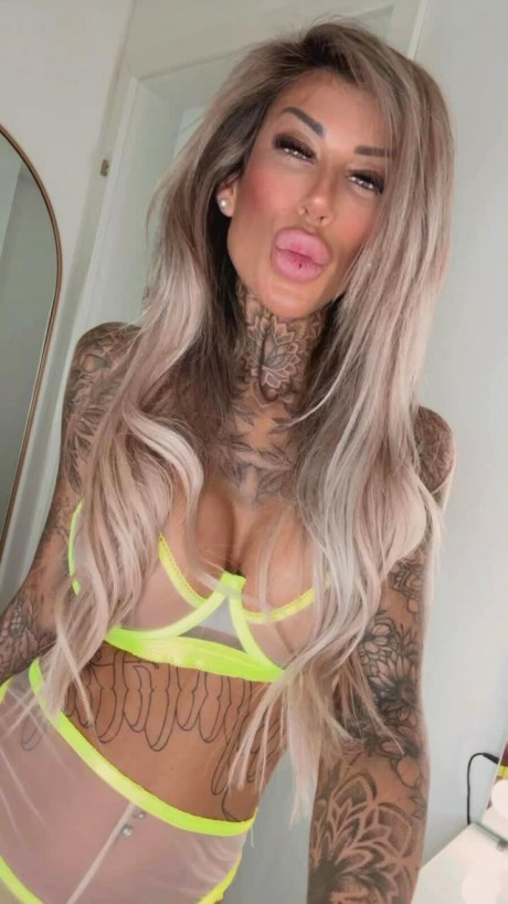 Inked amateur bombshell Jacky posing in her exotic yellow undies - #934411
