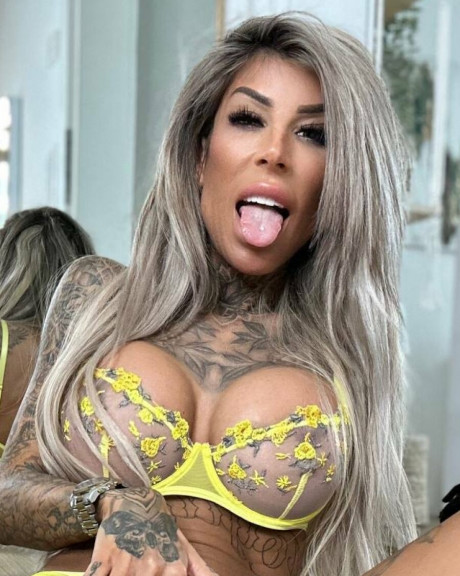 Inked amateur bombshell Jacky posing in her exotic yellow undies - #934414