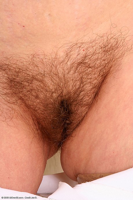 Old housewife Hannah shows her humongous breasts & her bushy twat in the cuisine - Image 14 of 21  in Amateur category   featuring Hannah 