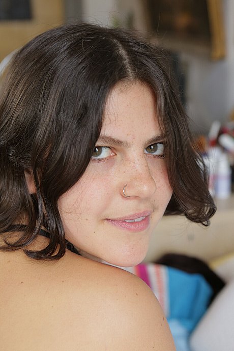 Chubby British chick gf woman Beatrix poses undressed on a bed and fully clothed in Berlin - Image 10 of 20  in Fetish category   featuring Beatrix 