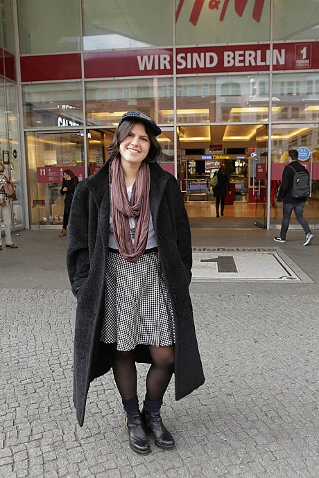 Chubby British chick gf woman Beatrix poses undressed on a bed and fully clothed in Berlin - Image 18 of 20  in Fetish category   featuring Beatrix 