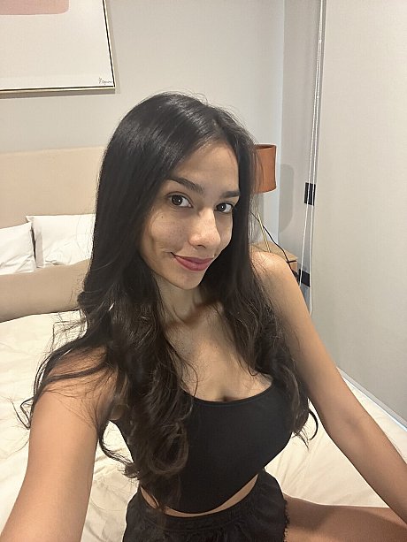 OnlyFans Nina Foxie starring Nina Foxie nude Gallery - Image 12 of 21  in Model category   featuring Nina Foxie 