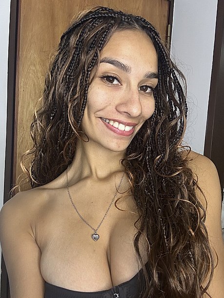 OnlyFans Nina Foxie starring Nina Foxie nude Gallery - Image 18 of 21  in Model category   featuring Nina Foxie 