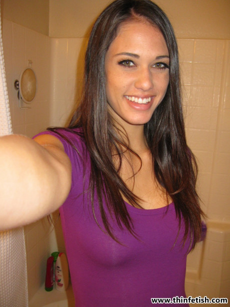 Petite skank girlfriend chick Tiffany Thompson takes undressed selfies in a bathroom mirror - #126178