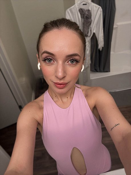 OnlyFans Mariyia starring Mariyia Hot Porn - Image 13 of 13  in Model category   featuring Mariyia 