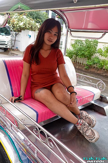 Petite asian amateur Oil shows her wonderful tits and gets rammed deeply - Image 2 of 21  in Teen category  