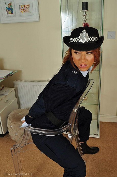 Female Bobbie finds herself ties up and gagged on an investigation - Image 9 of 16  in Bondage category  