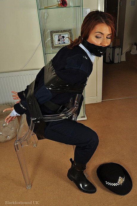 Female Bobbie finds herself ties up and gagged on an investigation - Image 13 of 16  in Bondage category  