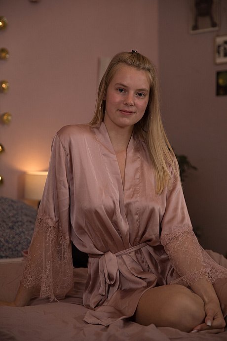 Ersties starring Jolien XXX Porn Pics - Image 14 of 21  in Babe category   featuring Jolien 