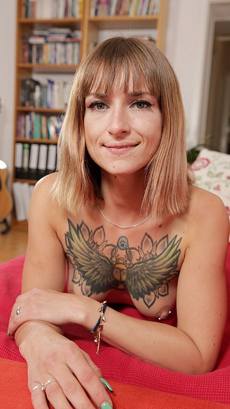 Ersties undressed Porn Pics - Image 9 of 20  in Babe category  