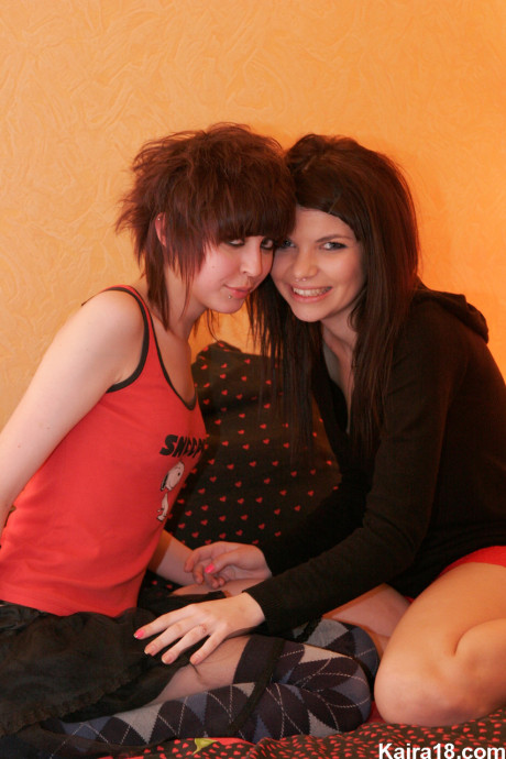 Barely legal emo teens Kaira 18 and a girl grind up against each other - #102583
