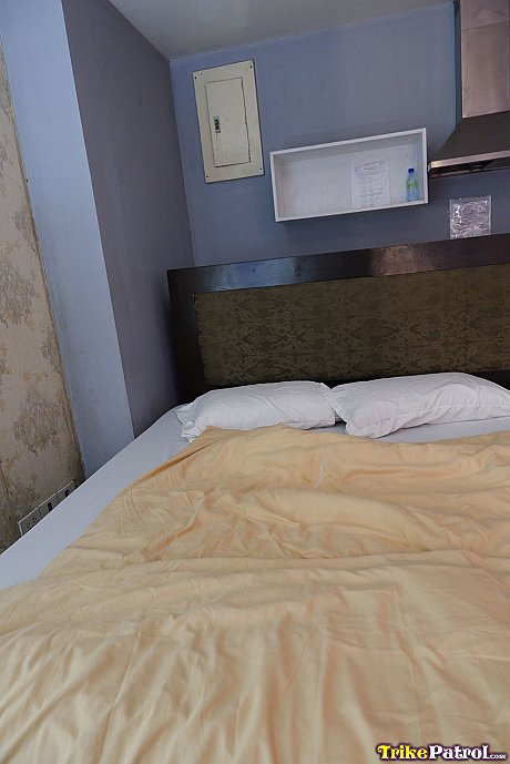 Lesbian Filipina Erikas Lopera & Yana strip naked and touch each other - Image 2 of 21  in Lesbian category   featuring Erika Lopera, Yana See 