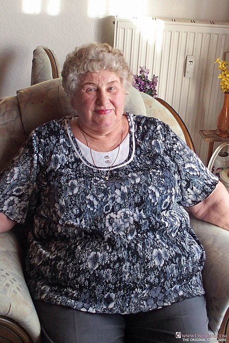 Oma Geil Siberia - Image 17 of 21  in Saggy Tits category   featuring Siberia 