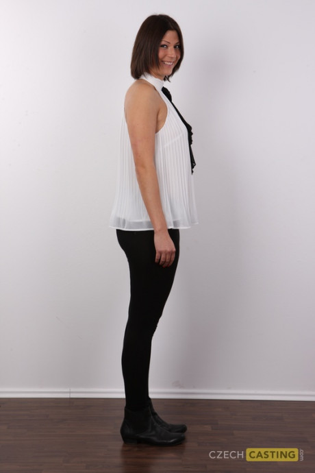 Caucasian secretary Pavla tries her hand at being a undressed model - #1308829