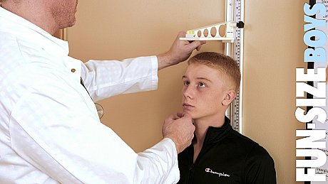 Blond twink Caleb gets his booty examined by Dr Wolf before getting boned - Image 5 of 20  in Gay category  