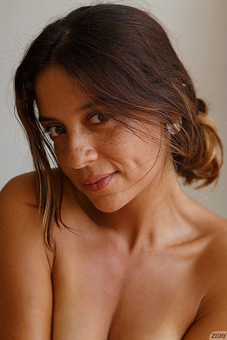 Zishy Yanira Prado - Image 11 of 13  in Ass category   featuring Yanira Prado 