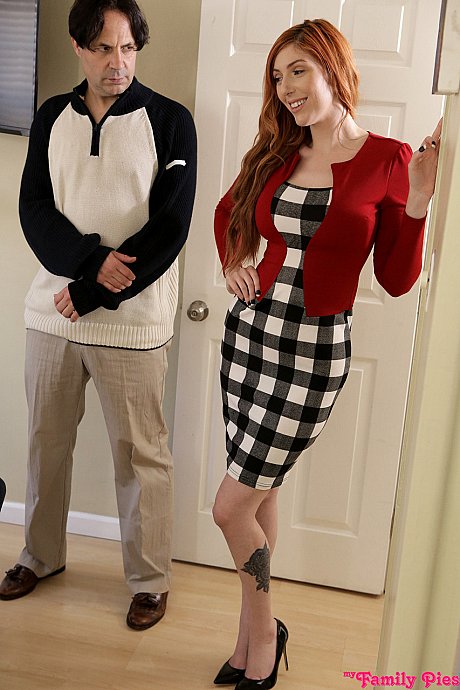Lovers invited two guys for a foursome with their sexy teenie stepdaughters - Gallery #13692