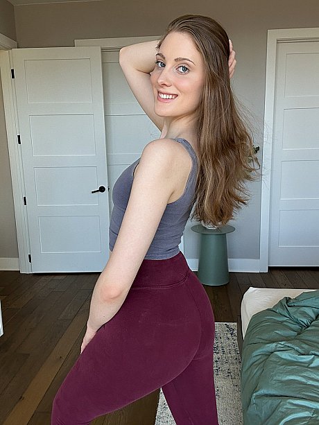 OnlyFans model Emily Belmontt shows off her large butt in a charming compilation - Image 10 of 17  in Model category   featuring Emily Belmontt 