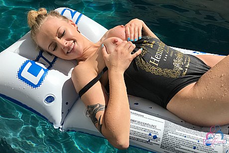 Amateur girlfriend Paris White sunbathing and showing her boobs at the pool - Image 7 of 20  in Close Up category   featuring Paris White 